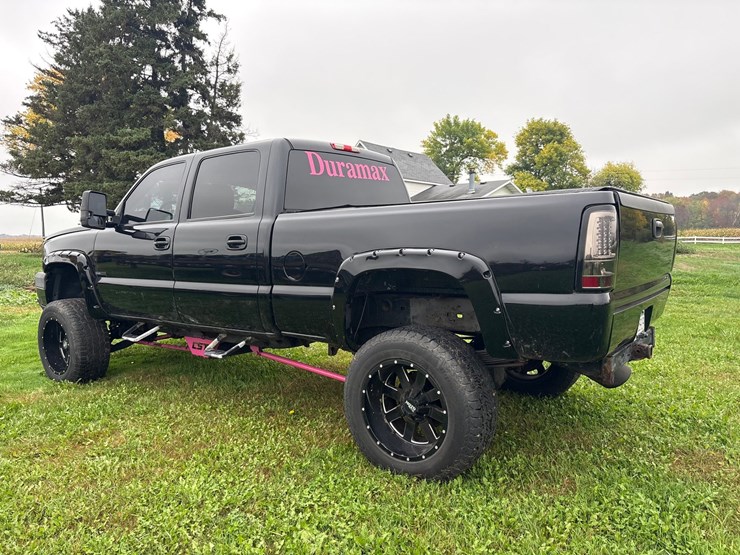 2003-chevrolet-2500-image-3