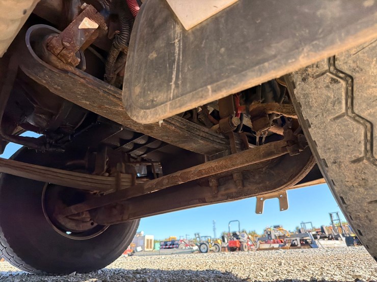 2018-western-star-4700-image-61
