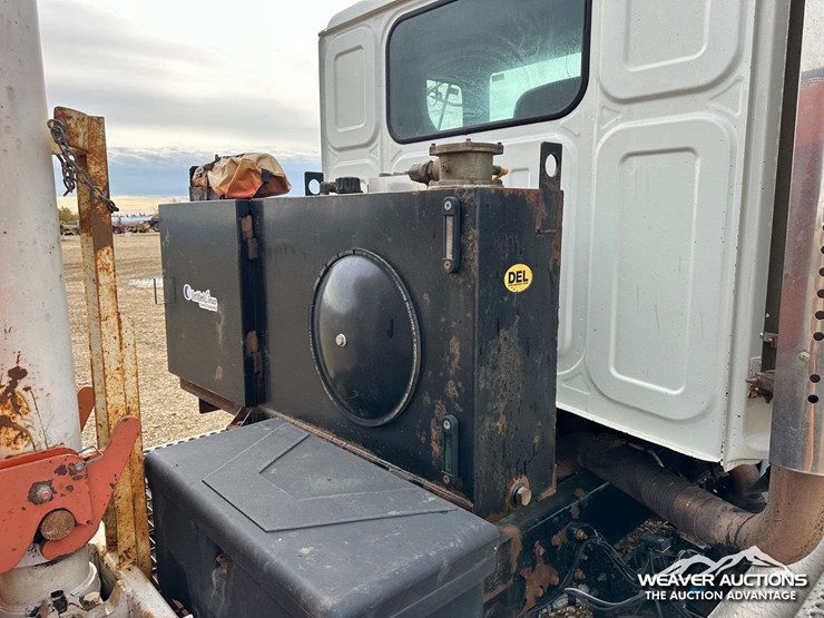 2018-western-star-4900-image-67