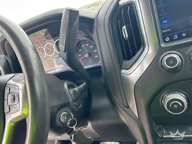 2022-chevrolet-silverado-2500-image-14