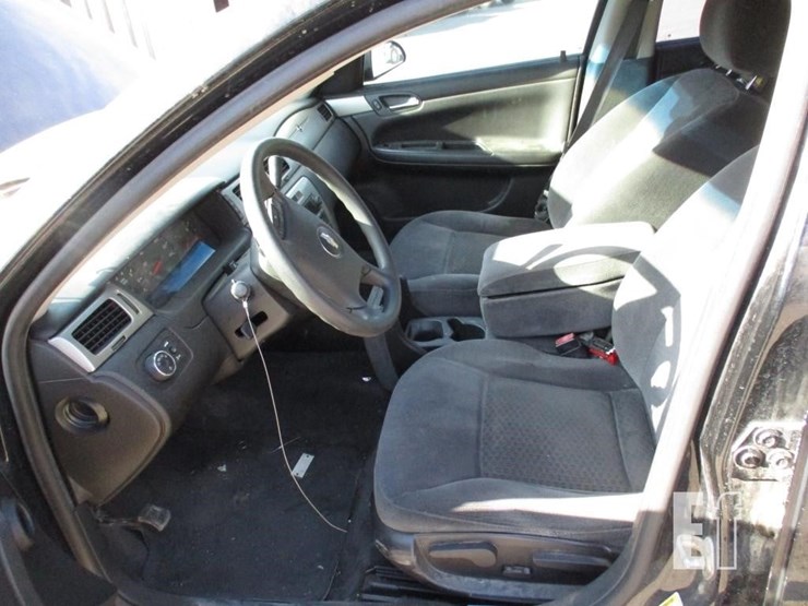 2012-chevrolet-impala-image-7