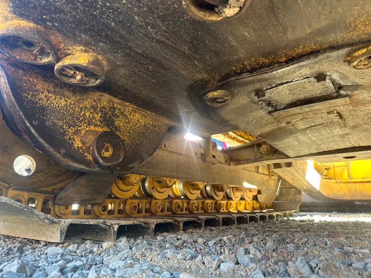 caterpillar-d3b-lgp-image-31