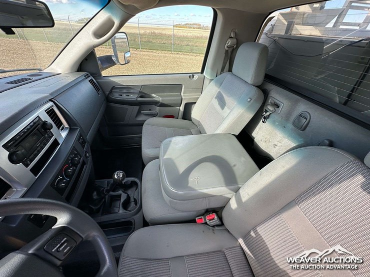 2007-dodge-ram-3500-image-8
