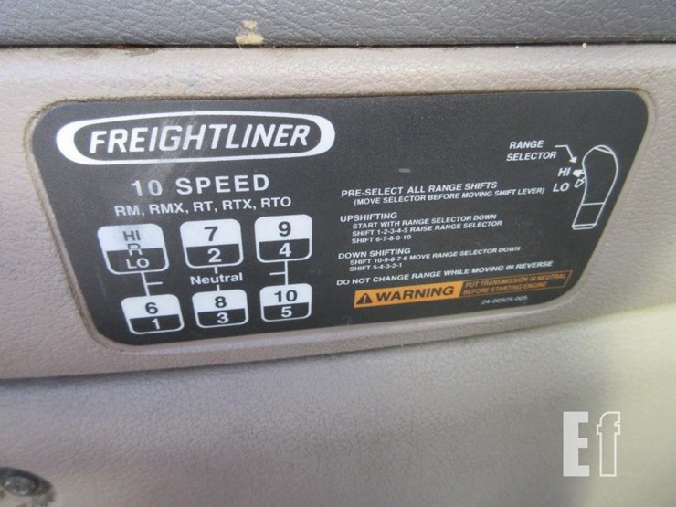 2013-freightliner-cascadia-125-image-12