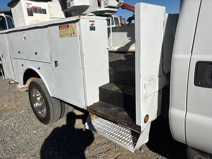2008-ford-f550-image-20