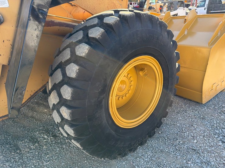 caterpillar-938g-image-65