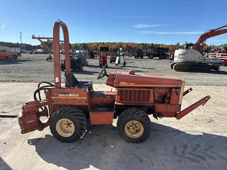 ditch-witch-350sx-image-6