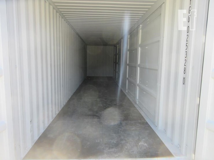 40'-high-cube-shipping-container-image-5