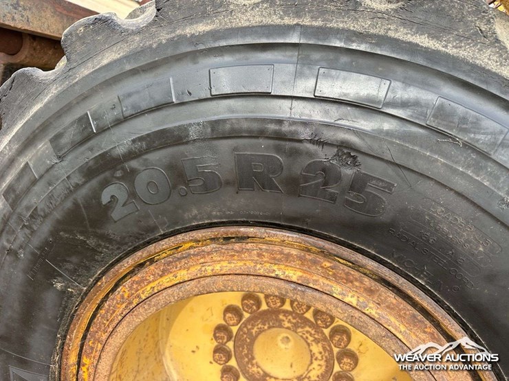 caterpillar-938f-image-61