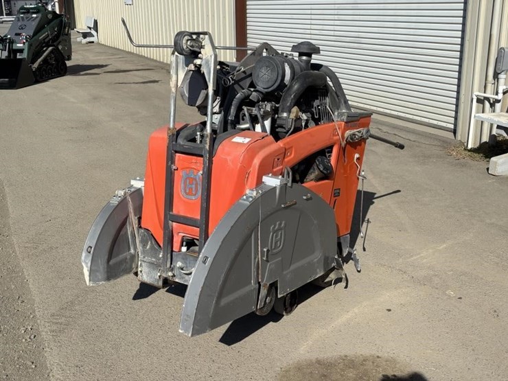 2020-husqvarna-fs-5000-walk-behind-concrete-saw-image-1