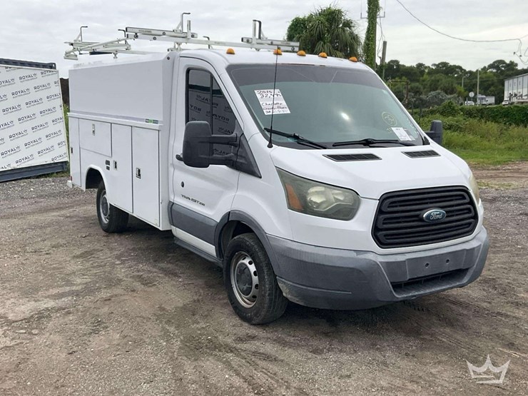 2015-ford-transit-image-2