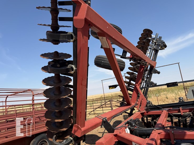 case-ih-true-tandem-330-turbo-image-8