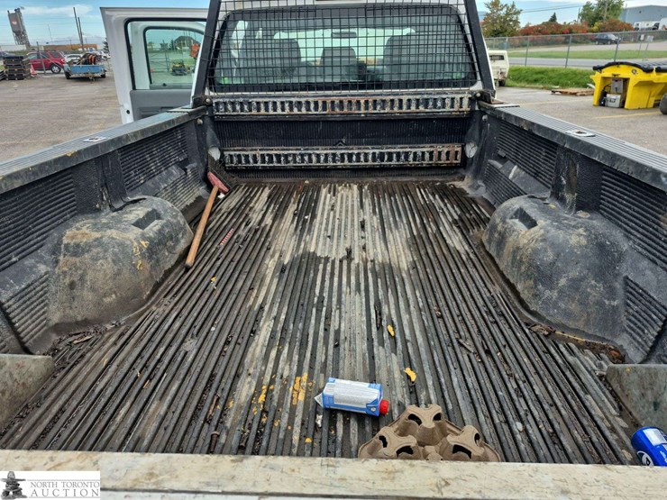 2014-ford-f350-image-21