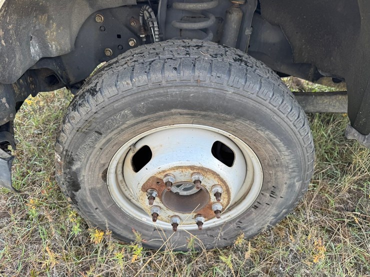 2019-ford-f350-xl-image-46