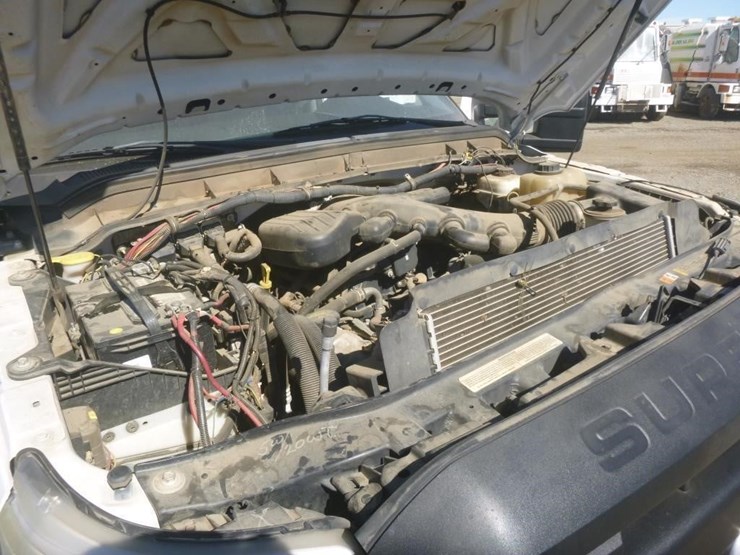 2011-ford-f550-image-14