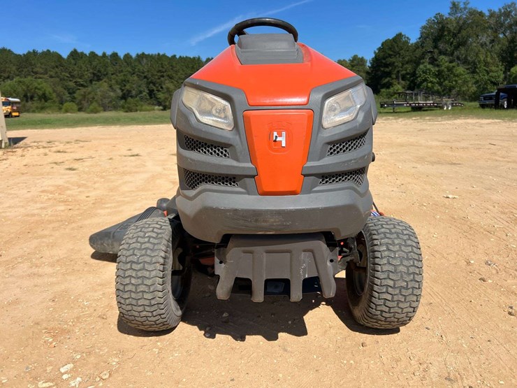 husqvarna-yta24v48-24-hp-48"-riding-lawn-tractor-(473-hours)-image-5