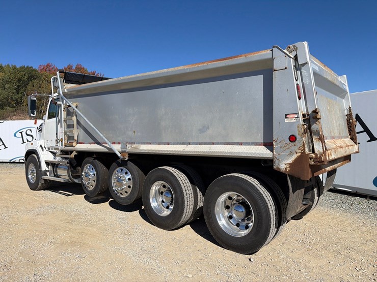 2018-western-star-4700-image-3