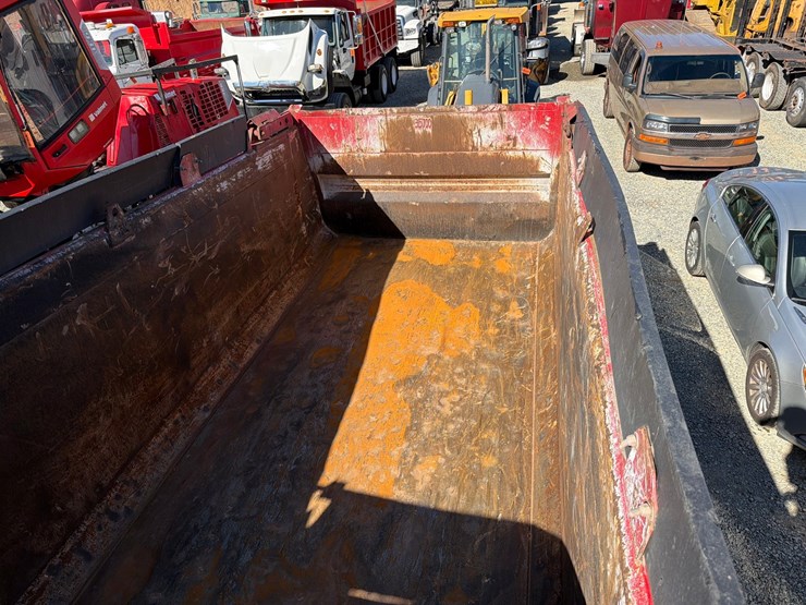 2016-kenworth-t880-image-59