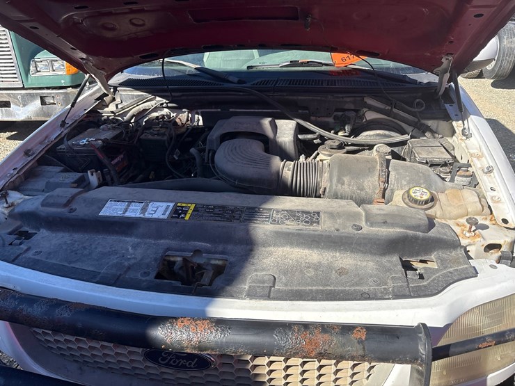 2001-ford-f150-xlt-image-30