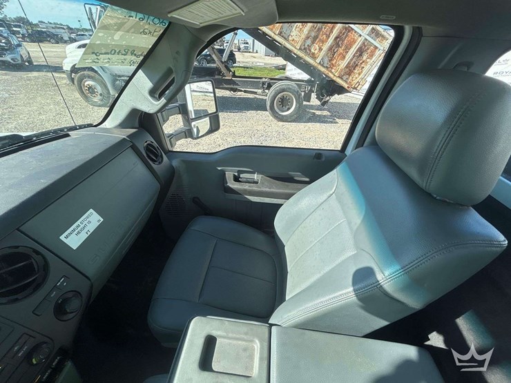 2016-ford-f550-image-33