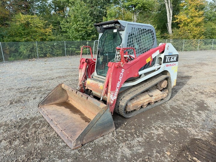 2019-takeuchi-tl6r-image-1