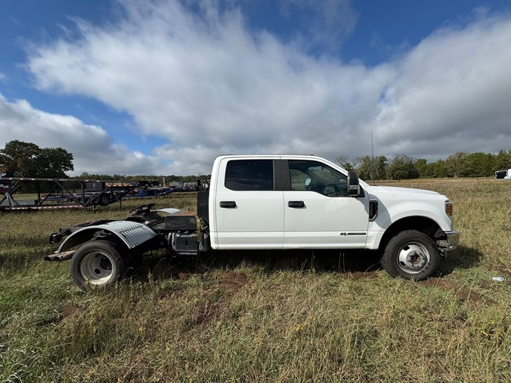 2019-ford-f350-xl-image-6