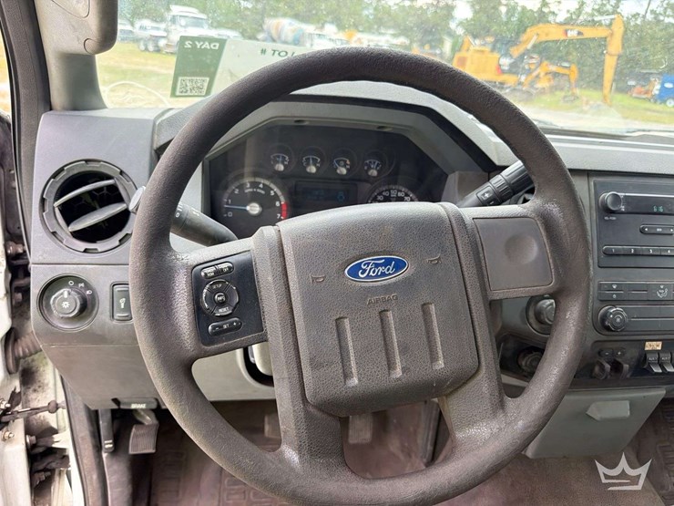 2012-ford-f350-image-9