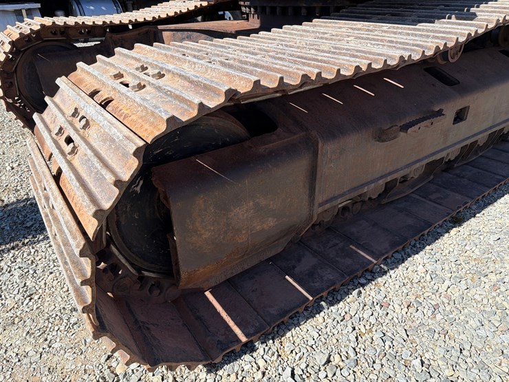 2013-caterpillar-c9-image-71