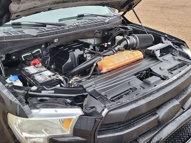 2016-ford-f150-image-17