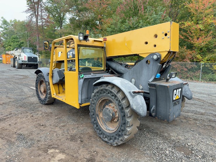2011-caterpillar-tl943-image-3