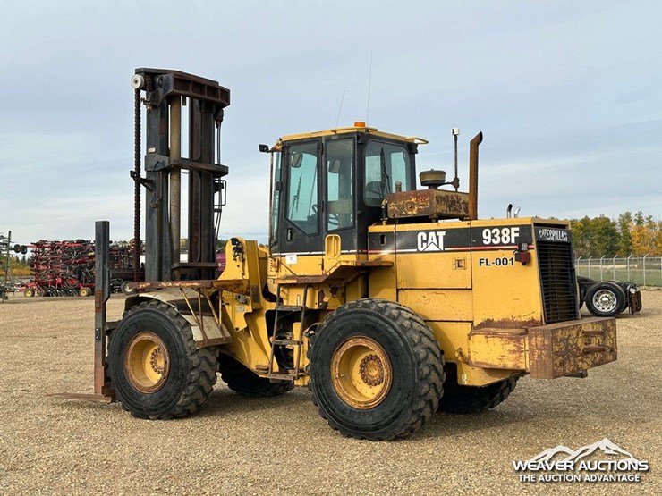 caterpillar-938f-image-4