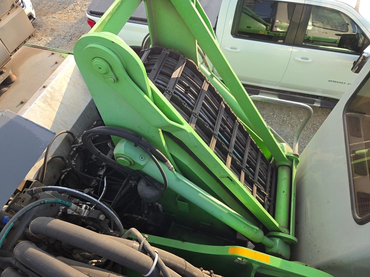 2015-sennebogen-830e-image-25