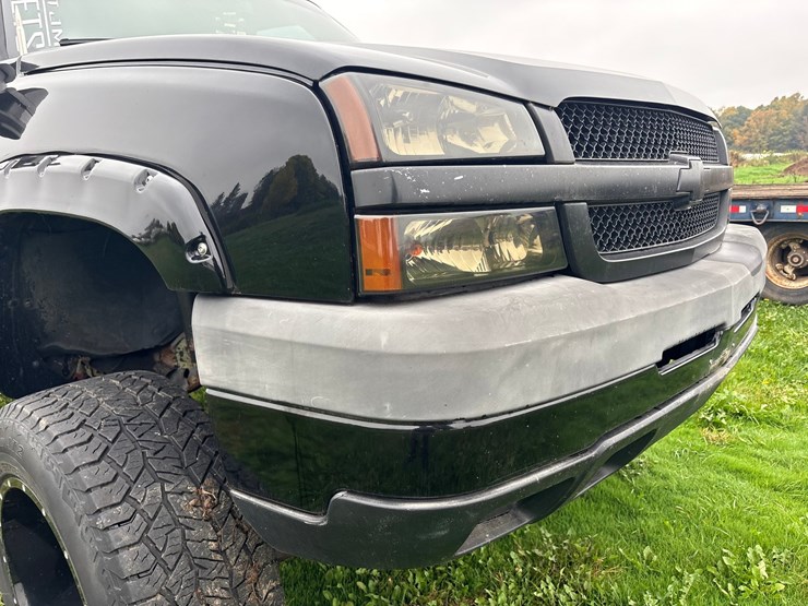 2003-chevrolet-2500-image-29
