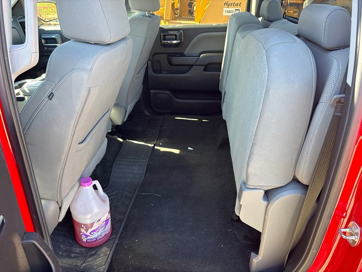 2018-chevrolet-silverado-1500-image-36