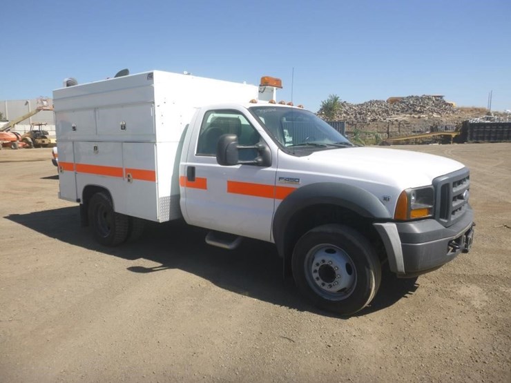 2007-ford-f450-image-2