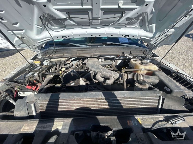 2016-ford-f550-image-7