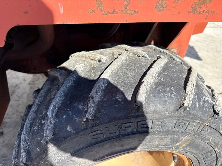 ditch-witch-3500dd-image-43