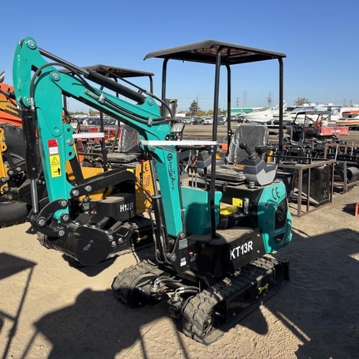 2026 CFG KT13R Hydraulic Excavator