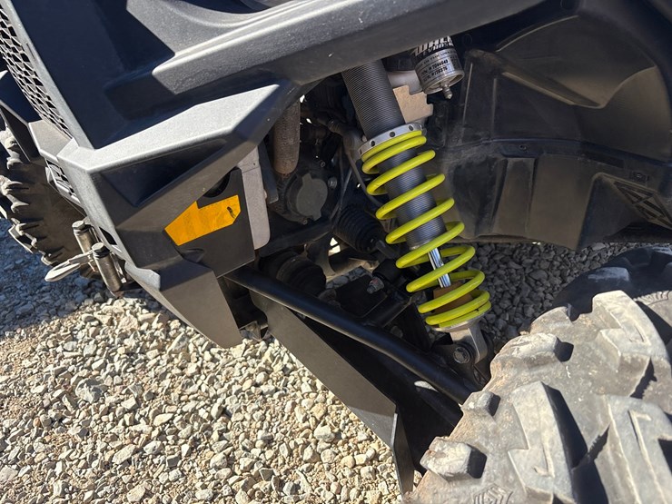 2017-polaris-rzr-900-image-38