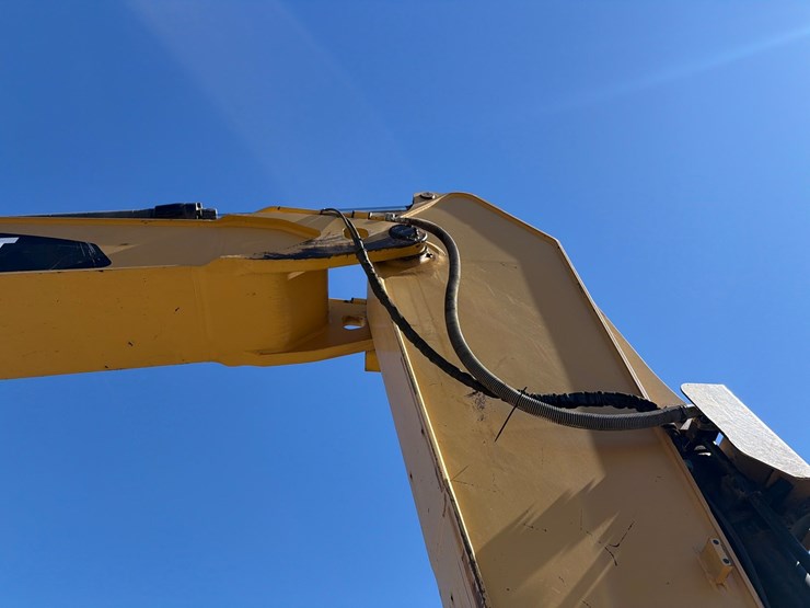 2013-caterpillar-c9-image-78