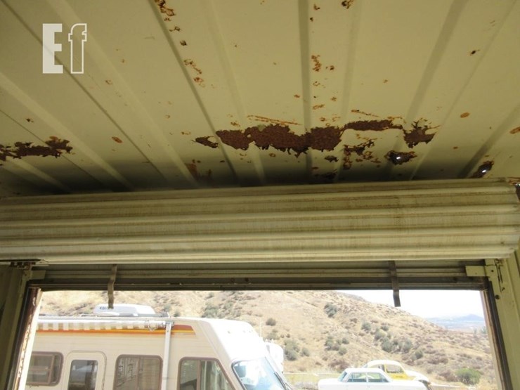 20'-storage-container-w/roll-up-side-door-image-13