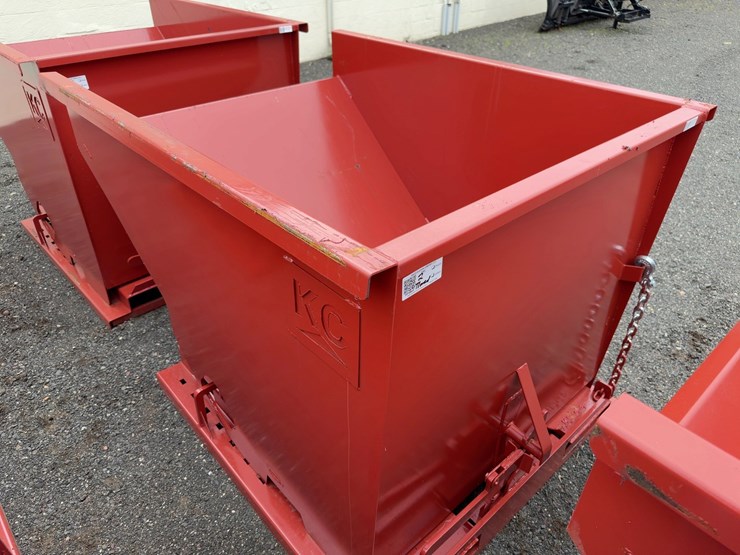 2-yard-self-dumping-hopper-image-4