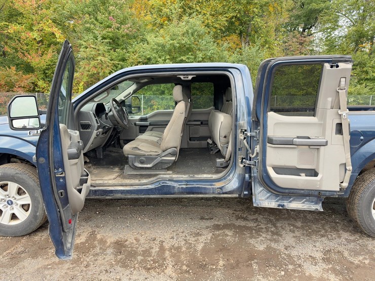 2019-ford-f150-xlt-image-15