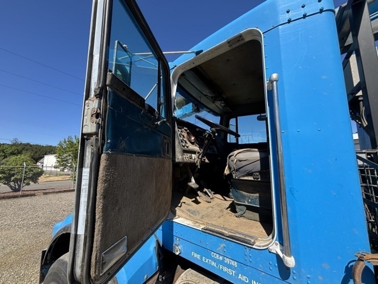 1994-vactor-2115-image-38