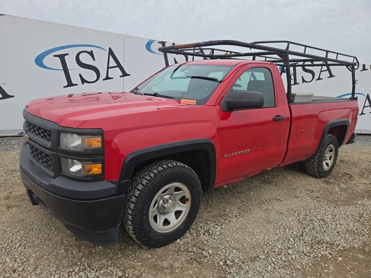 2015-chevrolet-silverado-1500-image-1