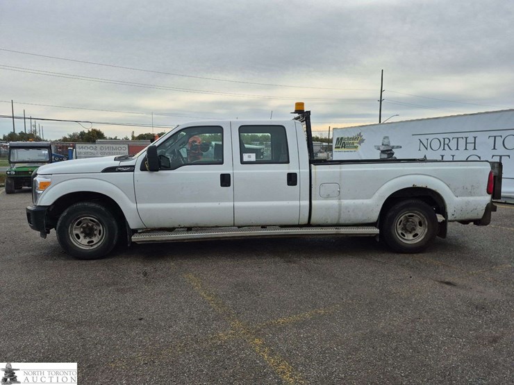 2014-ford-f350-image-8
