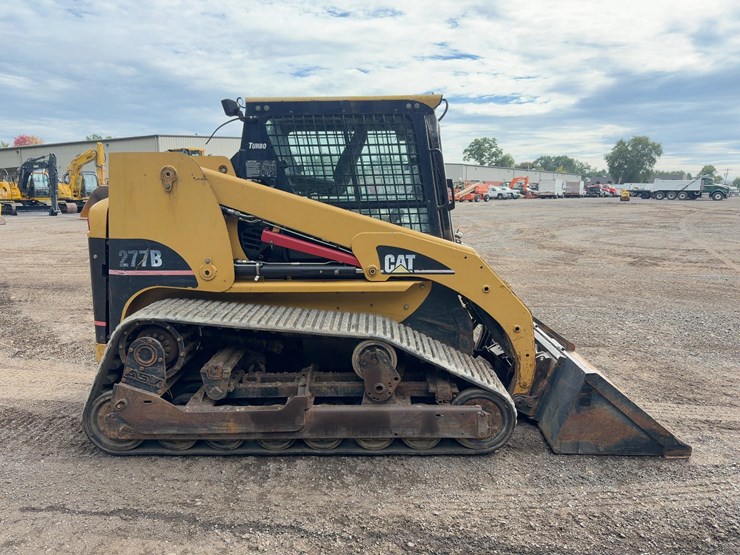 2005-caterpillar-277b-image-6