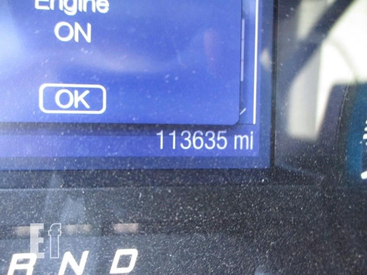 2014-ford-explorer-image-18