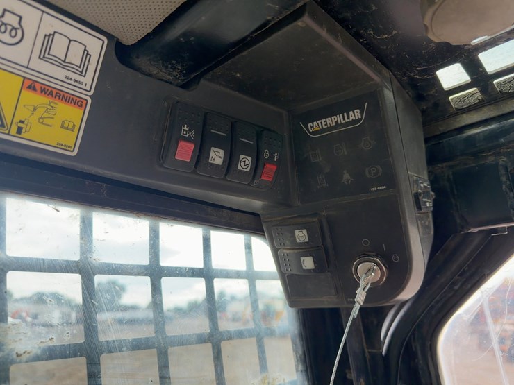 2005-caterpillar-277b-image-24