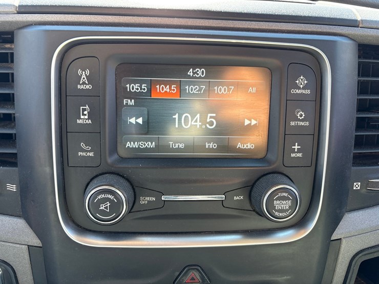 2019-ram-1500-classic-image-51